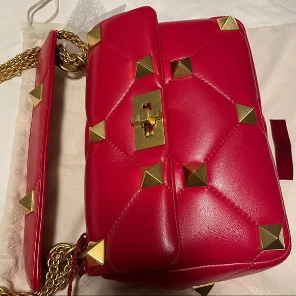 VALENTINO GARAVANI Roman Stud Medium Quilted Chain Shoulder Bag Red - Picture 8 of 16